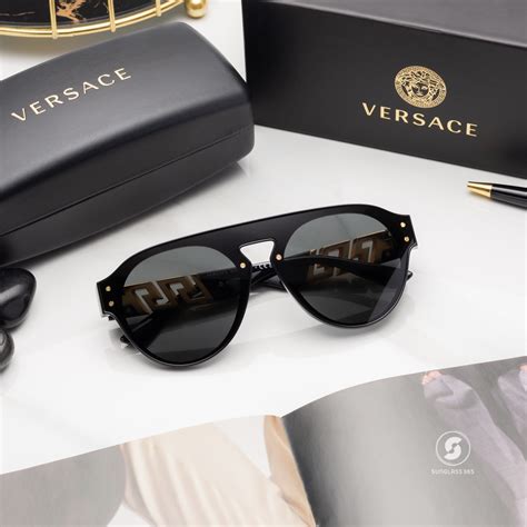 แว่นกันแดด Versace La Greca VE4420 GB1/AL.